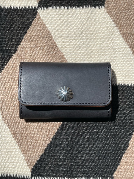 LARRY SMITH / SHELL CONCHA CARD CASE -Black-