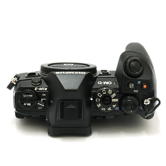 中古】オリンパス ミラーレス一眼 OM-D E-M1 Mark II ブラック【C】