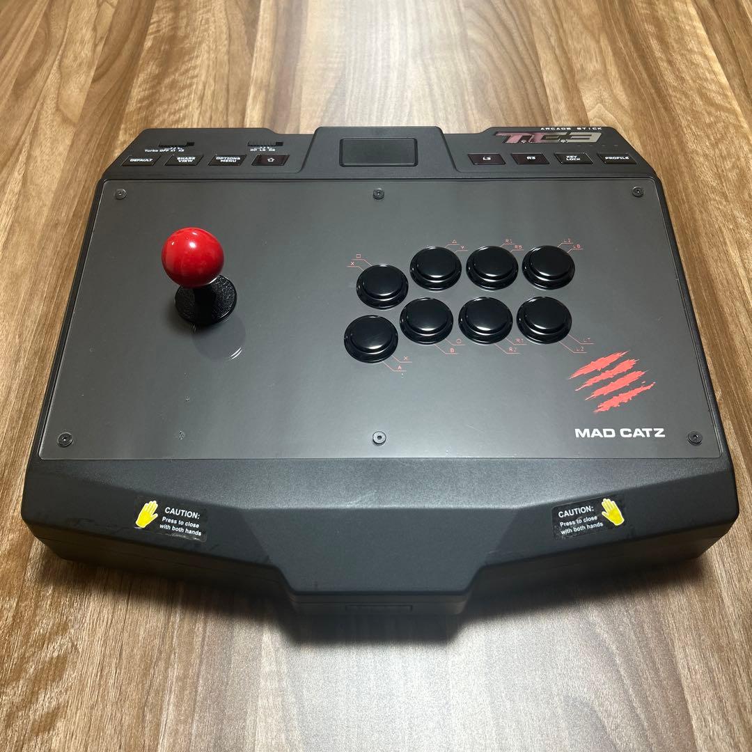 マッドキャッツ TE3 MADCATZ 伝説の名機「T.E.2」のDNAを継承したアケコン Mad Catz「T.E.3 Arcade