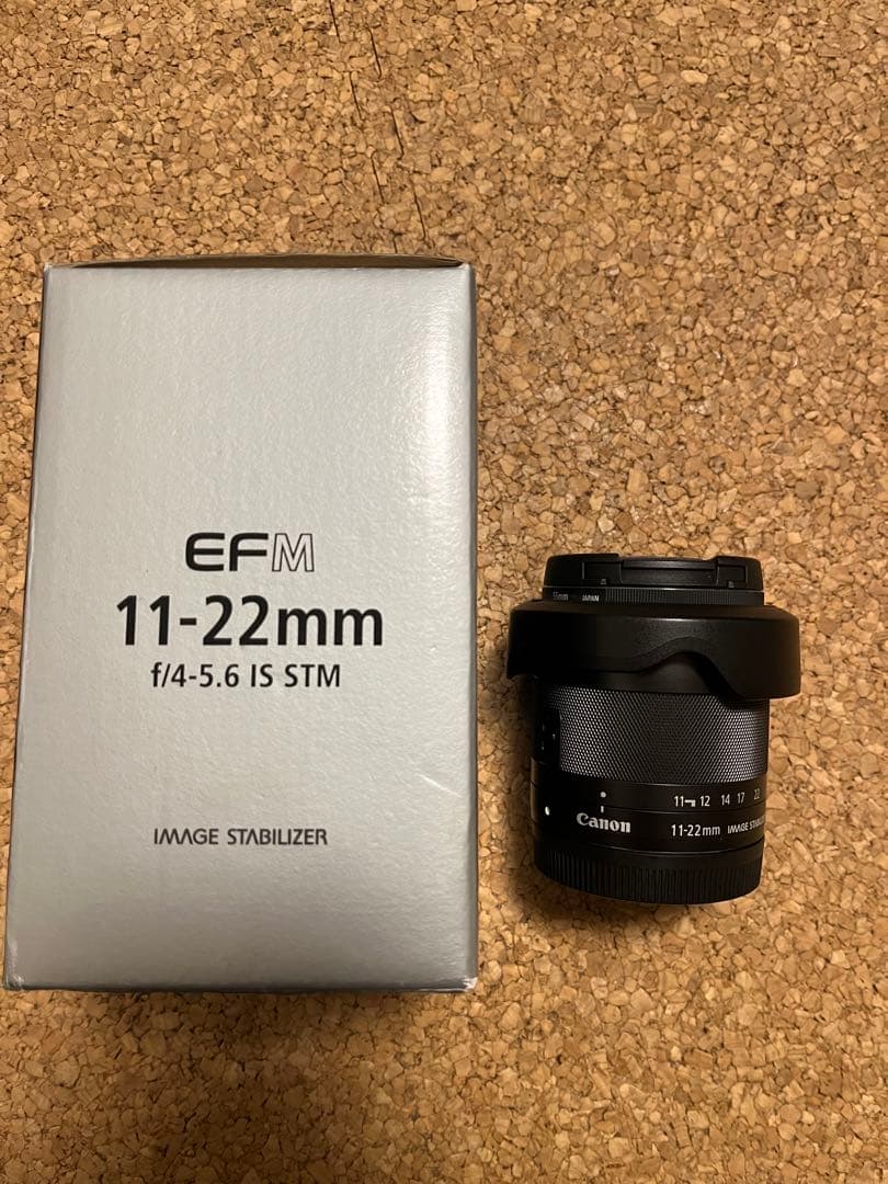 【美品・フード付き】 CANON レンズ　EFM 11-22mm EOS Canon EF-M 11-22mm f/4-5.6 STM Lens, Black - 7568B002 : CANON