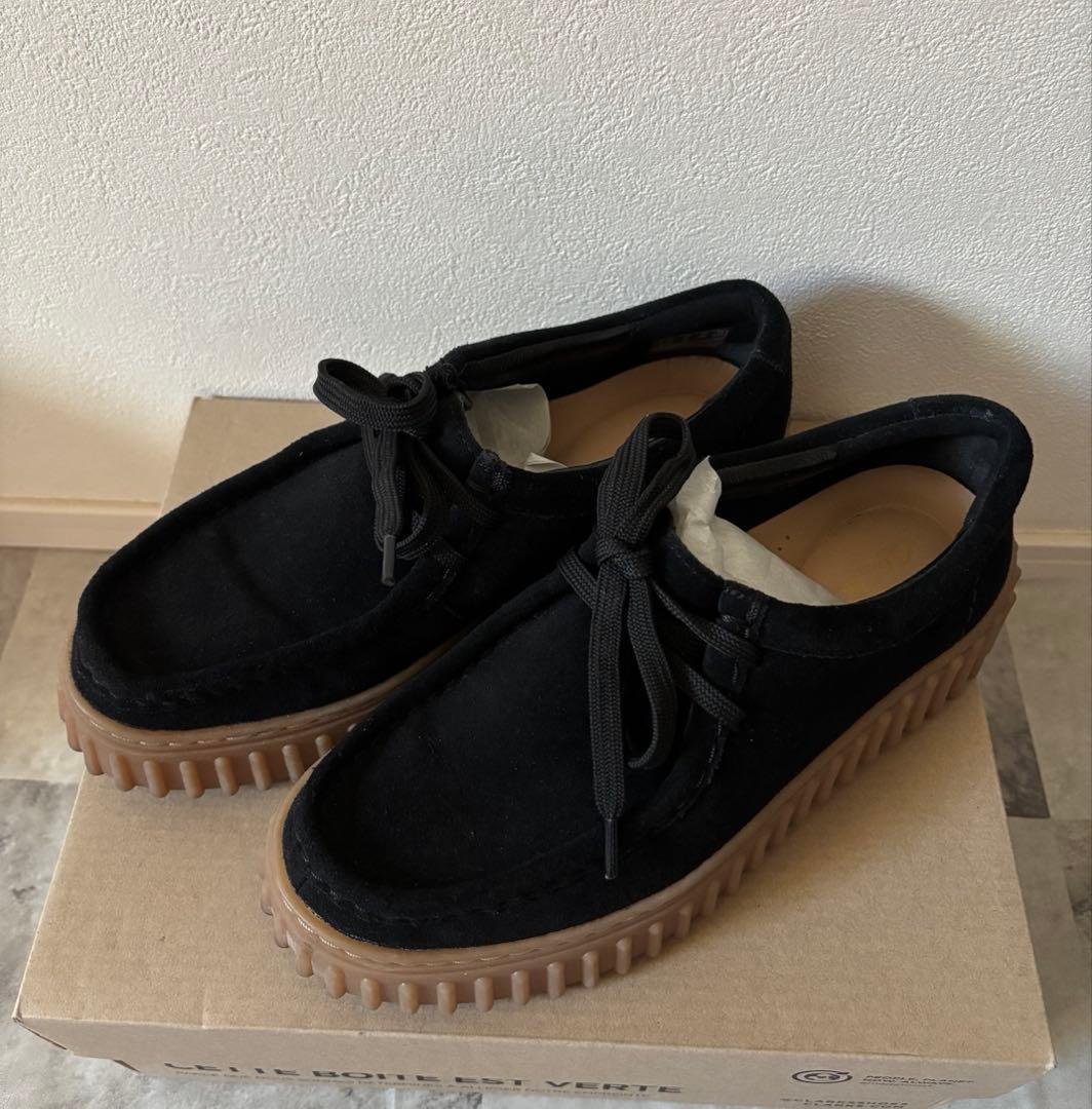 美品【Clarks】モカシン デッキシューズ Torhill Bee 箱付き Clarks（クラークス） デッキシューズ モカシン Torhill Bee