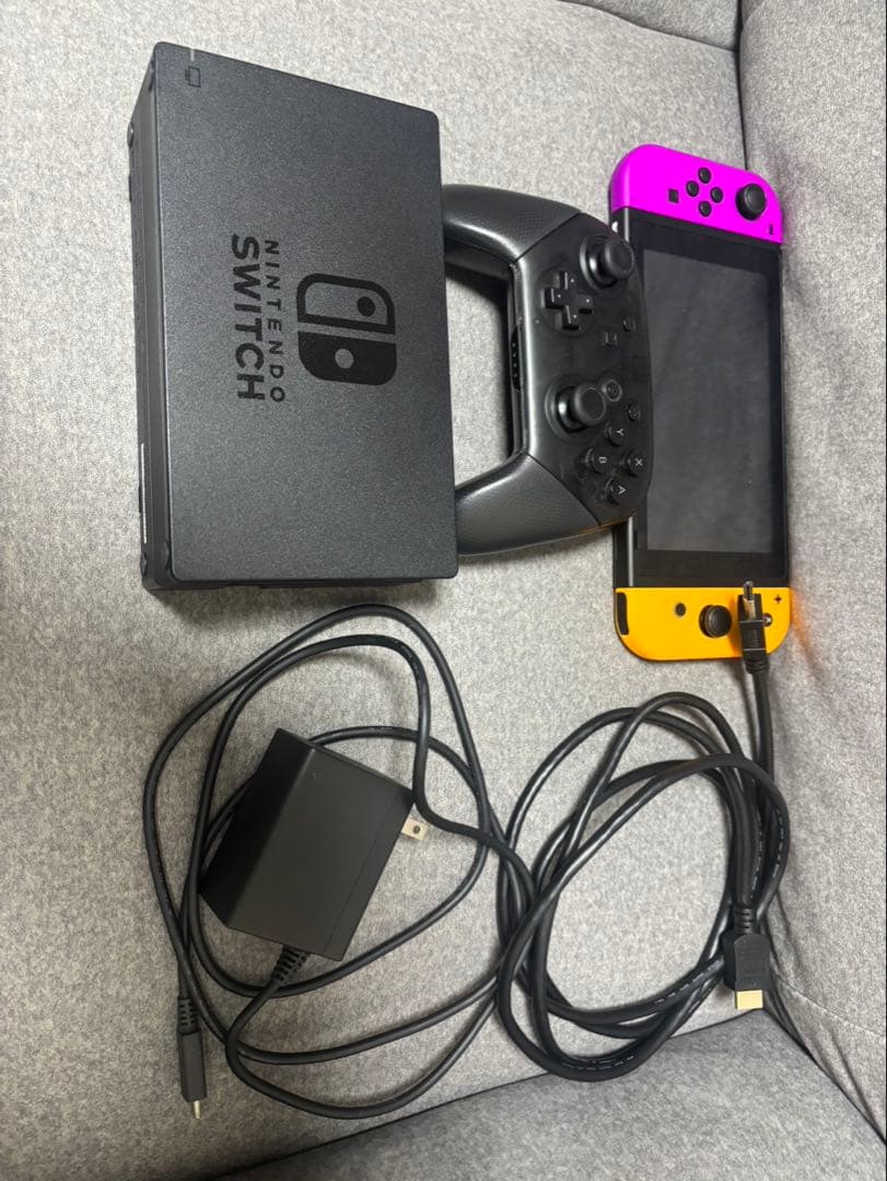Nintendo Switch 本体+ジャンクプロコンおまけ switchプロコン ジャンク - メルカリ