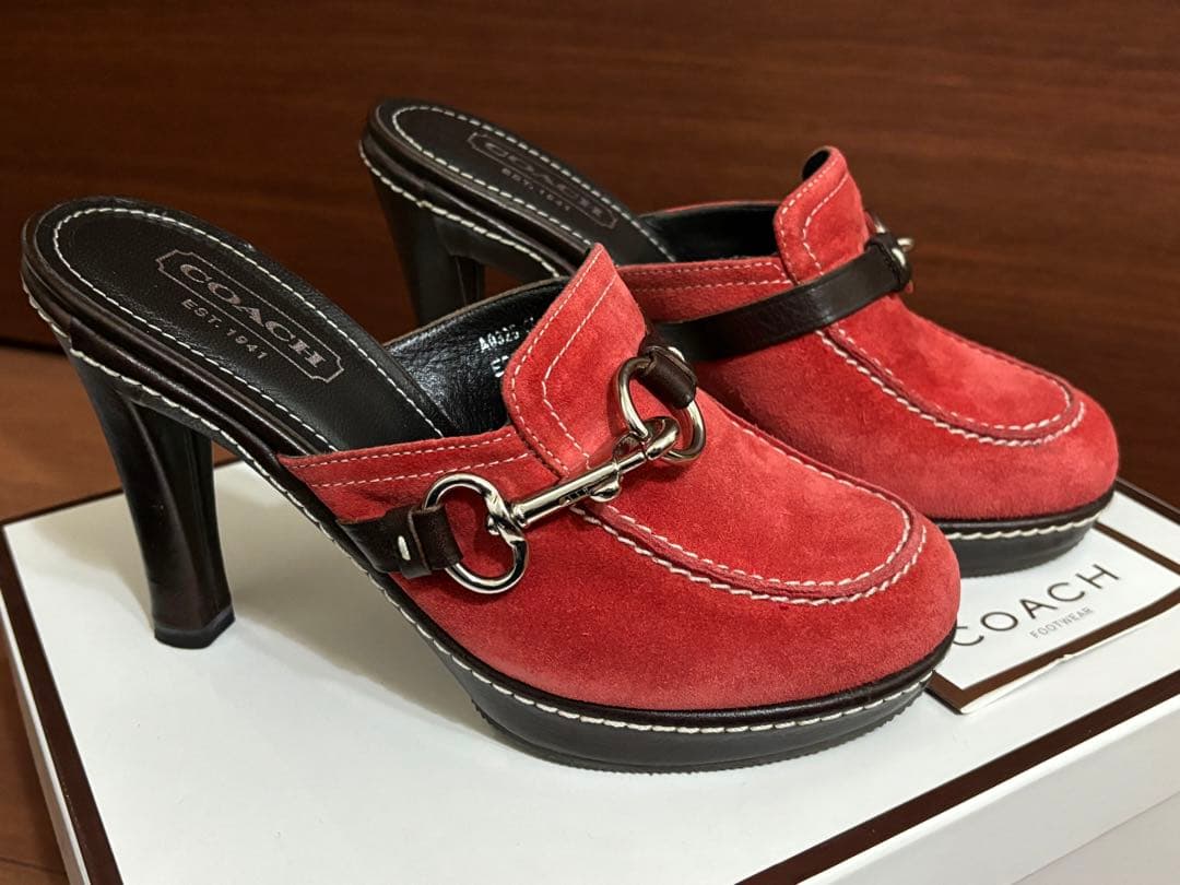 KANAKO　新品未使用　COACH　ミュール　スエード　本革包み KANAKO様専用 新品未使用 COACH ミュール スエード 本革包み