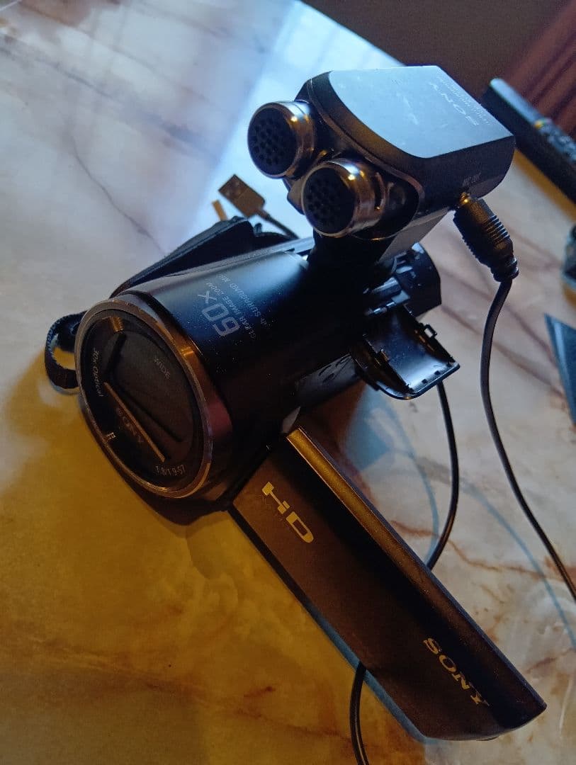 ジャンク　SONY HDR-CX670 ビデオカメラ 本体　外部マイク付き Amazon | SONY HDビデオカメラ Handycam HDR-CX670 ブラック 光学30倍