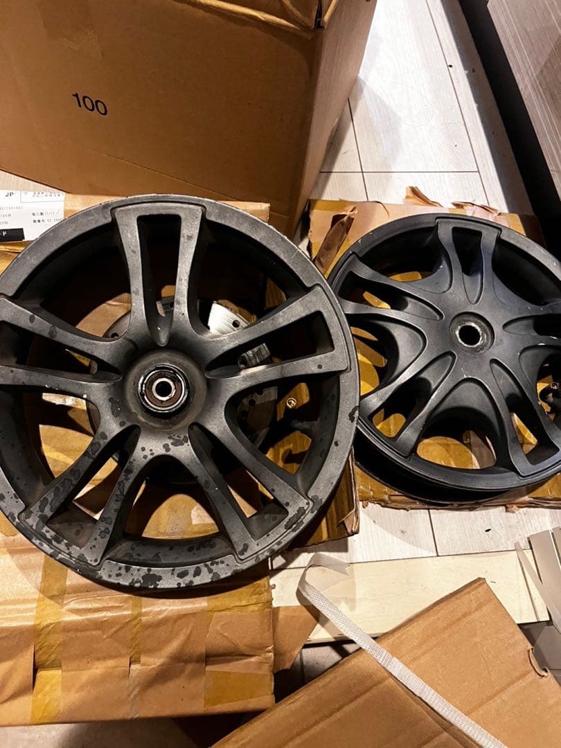アドレスV125G V125S用社外ホイール 台湾SUZUKI純正 アドレス V125G S リアホイール 64140-04JA0-k02