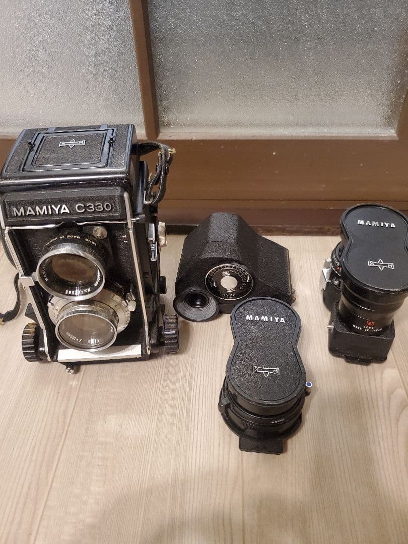 MAMIYA C330 カメラ本体、レンズ、バッグセット New arrival! This beautiful Mamiya C330 Professional Set with the