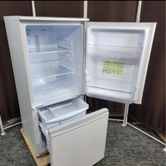 美品 冷蔵庫 2023年製 引き取り限定 大阪摂津市からです 美品 冷蔵庫